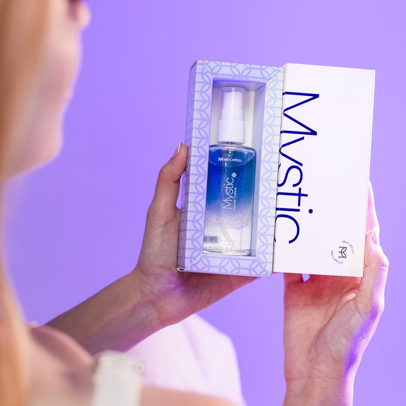 Perfume Capilar Mystic 60ml (Inspirado no Good Girl Blush) + Brinco GRÁTIS