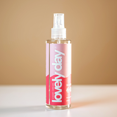 Body Splash Lovely Day 200ml (Inspirado no 212 VIP Rosé)